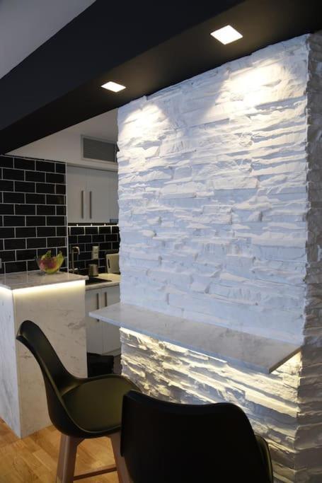 Syntagma Square, 30Sqm Nikis Luxurious Studio アテネ エクステリア 写真