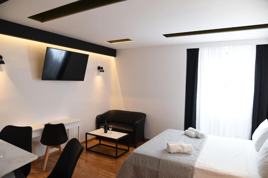 Syntagma Square, 30Sqm Nikis Luxurious Studio アテネ エクステリア 写真